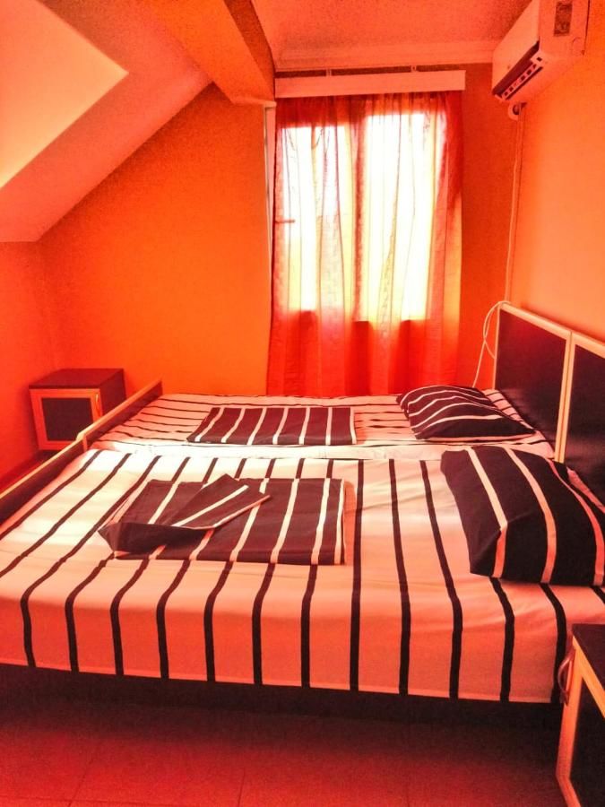 Отели типа «постель и завтрак» ДОМ УЮТНЫЙ В БАТУМИ ГОНИО Батуми-16