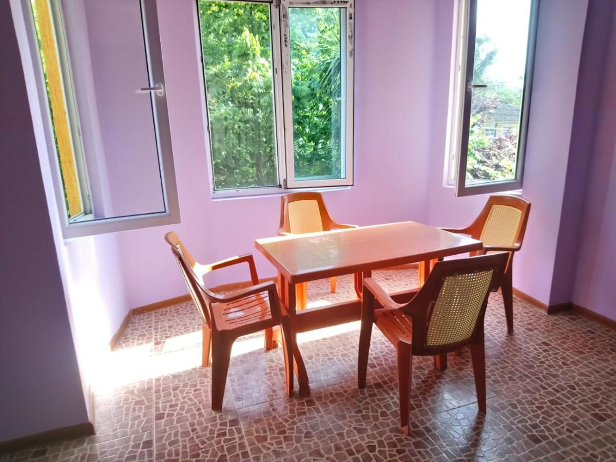 Отели типа «постель и завтрак» ДОМ УЮТНЫЙ В БАТУМИ ГОНИО Батуми-30